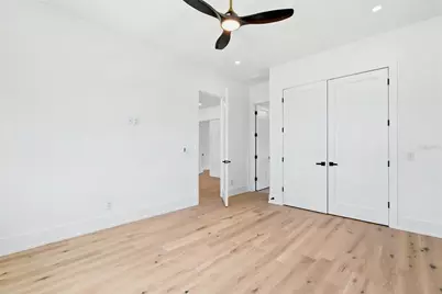 1870 Jasmine Drive, Sarasota, FL 34239 - Photo 38
