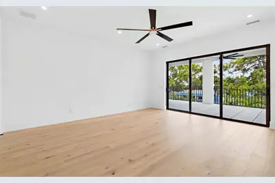1870 Jasmine Drive, Sarasota, FL 34239 - Photo 26