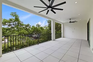 1870 Jasmine Dr, Sarasota, FL 34239 - Photo 48