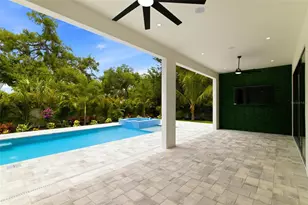 1870 Jasmine Dr, Sarasota, FL 34239 - Photo 54