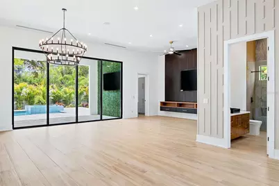 1870 Jasmine Drive, Sarasota, FL 34239 - Photo 16