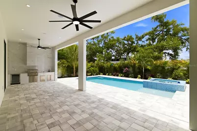 1870 Jasmine Drive, Sarasota, FL 34239 - Photo 52