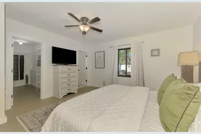 2120 Craft Lane, Sarasota, FL 34239 - Photo 18
