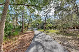 2120 Craft Ln, Sarasota, FL 34239 - Photo 38
