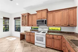 7216 Presidio Glen, Lakewood Ranch, FL 34202 - Photo 12