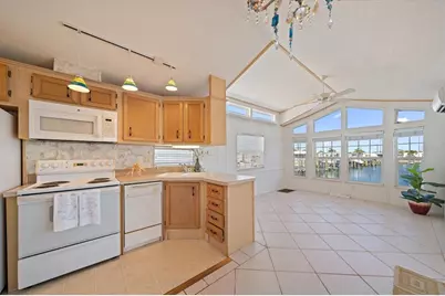 108 Bahia Drive, Palmetto, FL 34221 - Photo 10