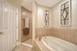 5206 Bouchard Cir, Sarasota, FL 34238 - Photo 28