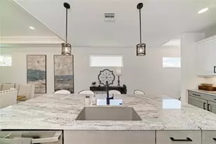 1047 Waterline Ct, Sarasota, FL 34240 - Photo 14