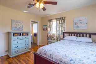 2521 Webber St, Sarasota, FL 34239 - Photo 8