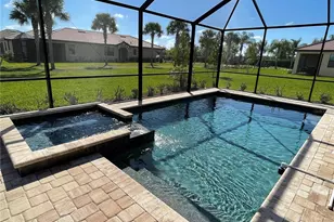 5127 Tobermory Way, Bradenton, FL 34211 - Photo 2