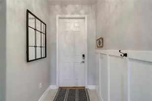 9646 Ivory Dr, Ruskin, FL 33573 - Photo 6