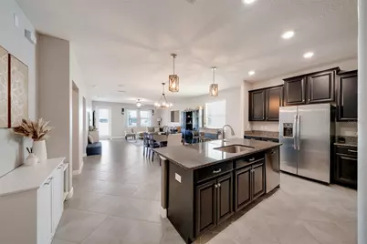 9646 Ivory Drive, Ruskin, FL 33573 - Photo 8