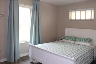 1421 14th St N, Saint Petersburg, FL 33704 - Photo 36
