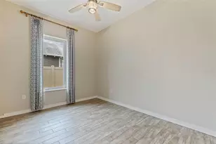 1421 14th St N, Saint Petersburg, FL 33704 - Photo 28