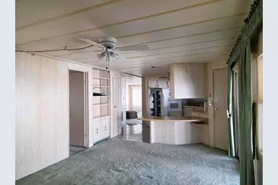 3329 Oakwood Boulevard S, Sarasota, FL 34237 - Photo 10