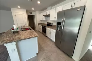 2706 89th St Cir E, Palmetto, FL 34221 - Photo 4