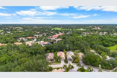 6705 Pebble Beach Way, Lakewood Ranch, FL 34202 - Photo 10