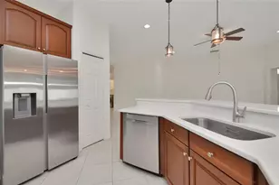 6841 74th St Cir E, Bradenton, FL 34203 - Photo 10
