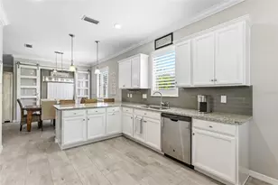 10233 Loch Lomond Dr, Bradenton, FL 34211 - Photo 20