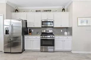10233 Loch Lomond Dr, Bradenton, FL 34211 - Photo 22
