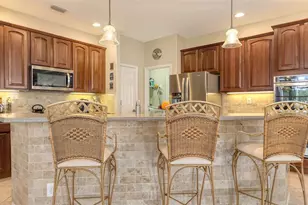 7915 Kavanagh Ct, Sarasota, FL 34240 - Photo 24