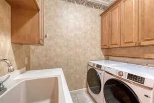 8889 Enclave Ct, Sarasota, FL 34238 - Photo 44