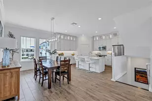 3027 Bermuda Sloop Cir, Ruskin, FL 33570 - Photo 8