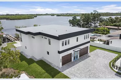 711 Tropical Drive, Bradenton, FL 34208 - Photo 8