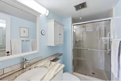 6470 Hollywood Boulevard #208, Sarasota, FL 34231 - Photo 12