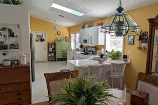 5406 83rd Terrace E, Sarasota, FL 34243 - Photo 14