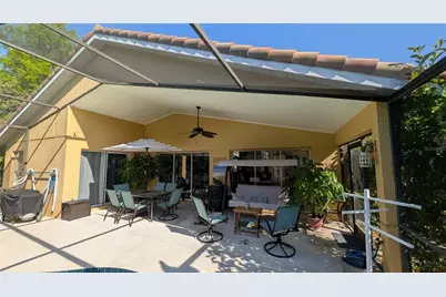 5406 83rd Terrace E, Sarasota, FL 34243 - Photo 16