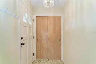 2615 Sheridan Dr, Sarasota, FL 34239 - Photo 10