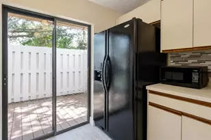 2903 62nd St W, Bradenton, FL 34209 - Photo 6