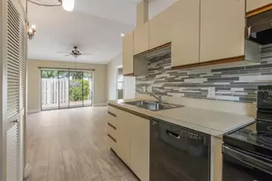 2903 62nd St W, Bradenton, FL 34209 - Photo 4