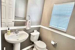 7338 Black Walnut Way, Lakewood Ranch, FL 34202 - Photo 14