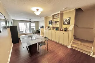 7338 Black Walnut Way, Lakewood Ranch, FL 34202 - Photo 4