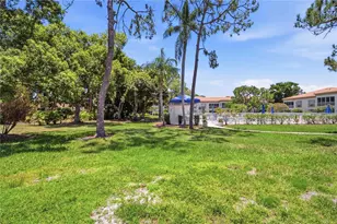5244 Marsh Field Ln, Sarasota, FL 34235 - Photo 32