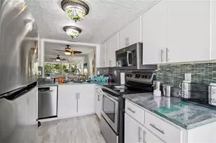 5244 Marsh Field Ln, Sarasota, FL 34235 - Photo 6