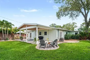2344 Temple St, Sarasota, FL 34237 - Photo 2