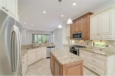 7361 Wexford Court, Lakewood Ranch, FL 34202 - Photo 20