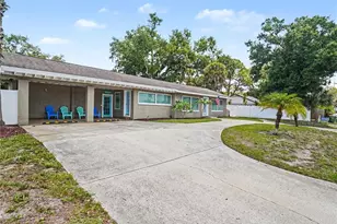 2547 Bahia Vista St, Sarasota, FL 34239 - Photo 2
