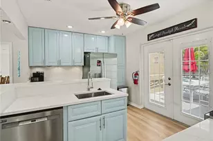 2547 Bahia Vista St, Sarasota, FL 34239 - Photo 12