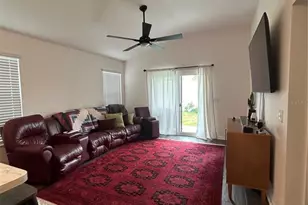7328 Catinazzo Ct, Middleton, FL 34762 - Photo 4