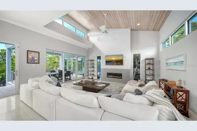 705 Jungle Queen Way, Longboat Key, FL 34228 - Photo 8