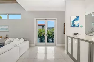 705 Jungle Queen Way, Longboat Key, FL 34228 - Photo 6
