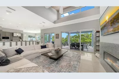 705 Jungle Queen Way, Longboat Key, FL 34228 - Photo 10