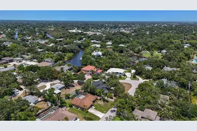 4074 Redbird Circle, Sarasota, FL 34231 - Photo 76