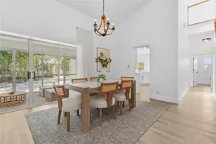 4074 Redbird Circle, Sarasota, FL 34231 - Photo 4