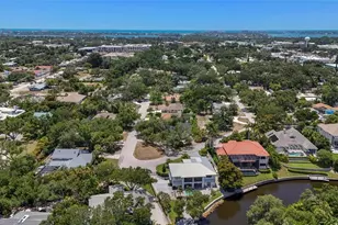 4074 Redbird Circle, Sarasota, FL 34231 - Photo 70