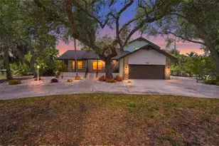 4074 Redbird Circle, Sarasota, FL 34231 - Photo 14
